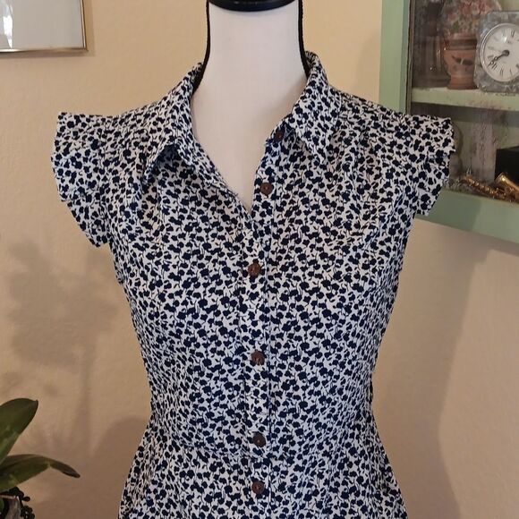 Monteau Navy and Cream Floral Dress. Retro. Garden Girl. - Picture 2 of 11